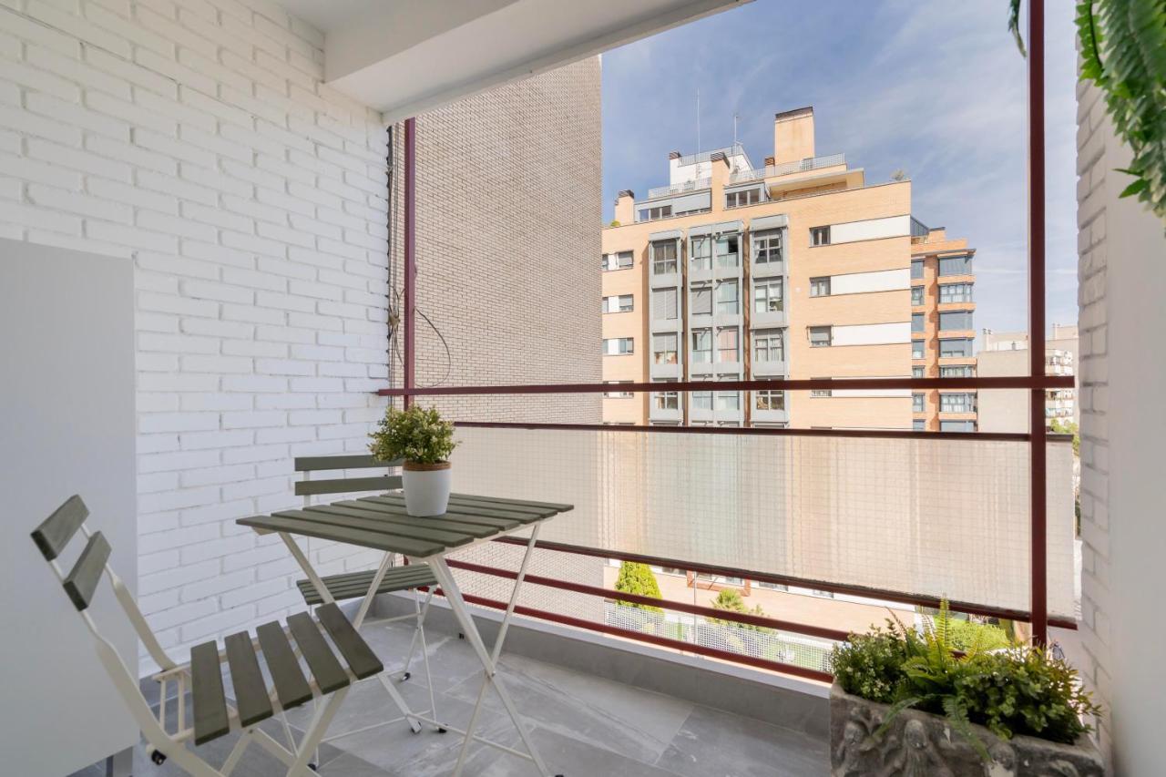 For You Rentals Moderno Apartamento Temporal Cerca Zoo Y Del Parque De Atracciones Ceb76 Мадрид Экстерьер фото